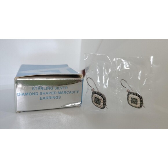 Vintage Avon 925 Sterling Silver Marcasite Diamond Shape Dangle Earrings 2004 2x - Picture 14 of 16